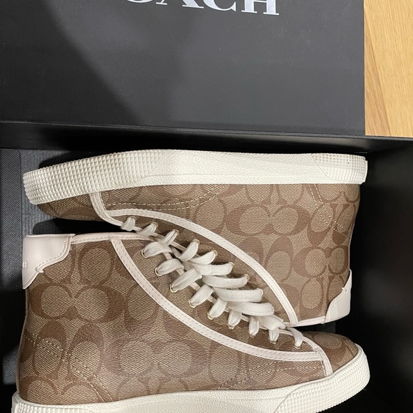 Coach sneakers - Picture 1 of 5
